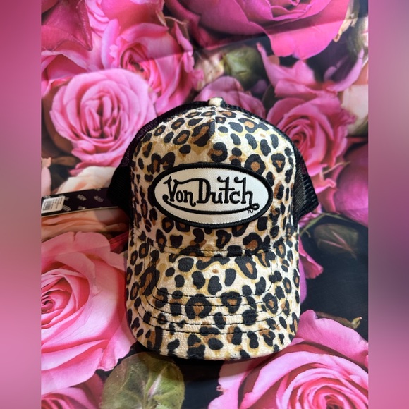 Von Dutch Animal Print Trucker Hat - Picture 12 of 12